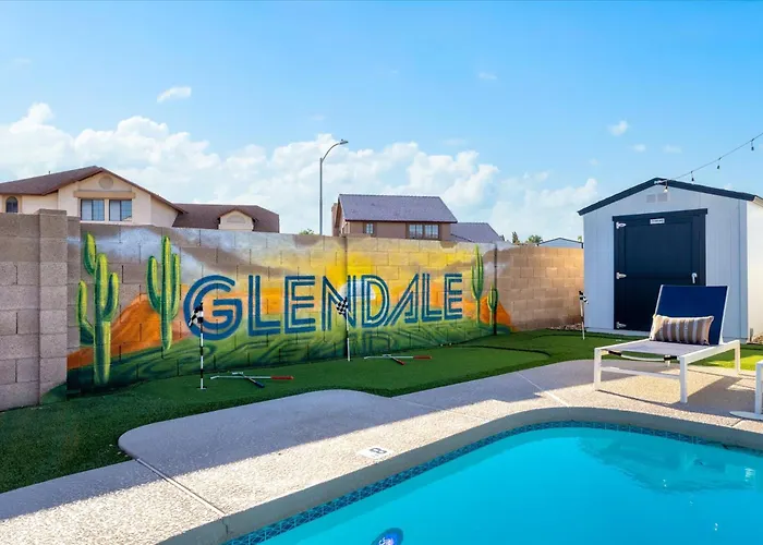 Holiday home Nights - Pool Hot Tub Put Put Foosball *